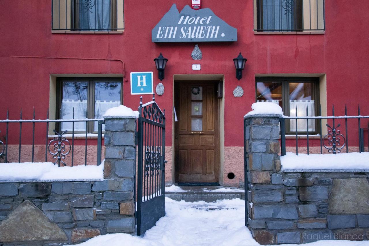 Hotel Saueth Тредос Екстер'єр фото