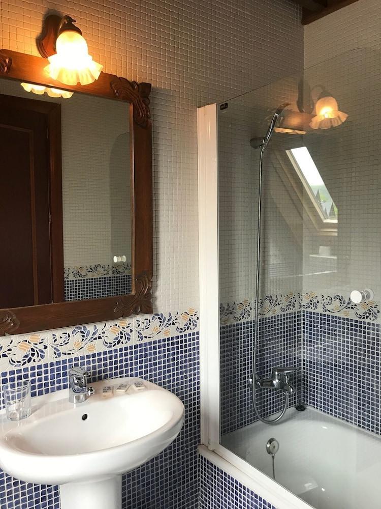 Hotel Saueth Тредос Екстер'єр фото